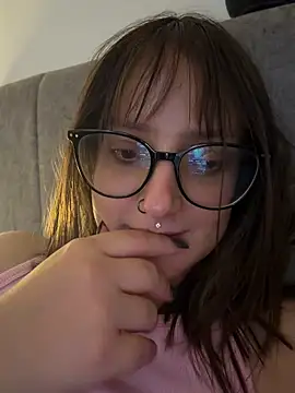 Snapshot of Megan_lu2 chatting on May 26, 2026, 9:18 am Megan lu2 online show from May 26, 2026, 9:18 am