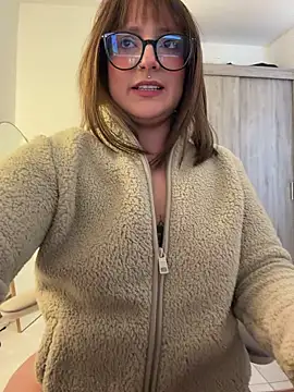 Snapshot of Megan_lu2 chatting on May 20, 2026, 2:03 pm Megan lu2 online show from May 20, 2026, 2:03 pm
