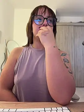 Snapshot of Megan_lu2 chatting on May 28, 2026, 1:50 pm Megan lu2 online show from May 28, 2026, 1:50 pm