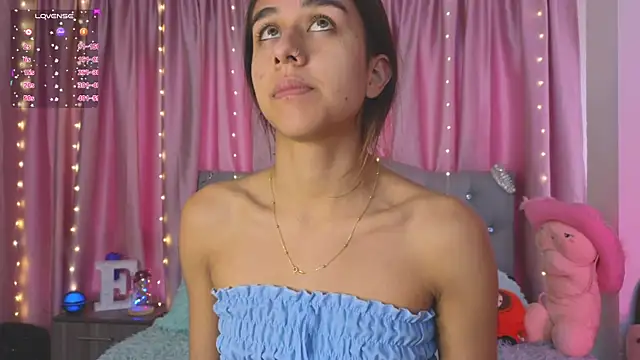 Snapshot of Emiily_Scott1 chatting on January 30, 2025, 1:20 pm Emiily Scott1 online show from January 30, 2025, 1:20 pm