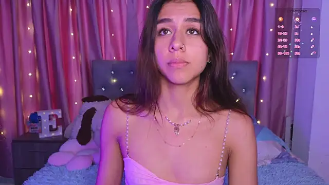 Snapshot of Emiily_Scott1 chatting on September 17, 2025, 9:17 pm Emiily Scott1 online show from September 17, 2025, 9:17 pm