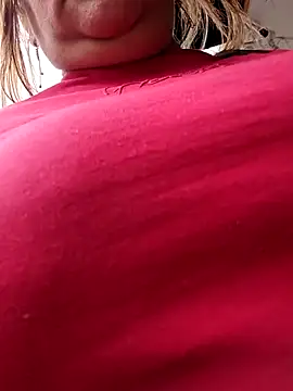Snapshot of HORNY_MATURE25 chatting on April 7, 2026, 7:37 pm HORNY MATURE25 online show from April 7, 2026, 7:37 pm