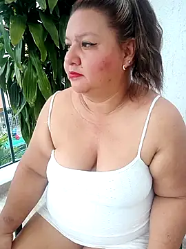 Snapshot of HORNY_MATURE25 chatting on September 14, 2025, 4:51 pm HORNY MATURE25 online show from September 14, 2025, 4:51 pm
