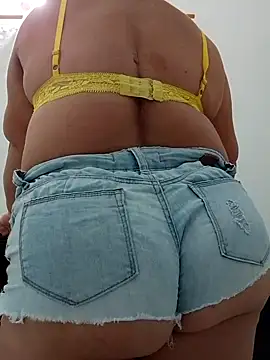 Snapshot of HORNY_MATURE25 chatting on November 12, 2025, 12:26 am HORNY MATURE25 online show from November 12, 2025, 12:26 am