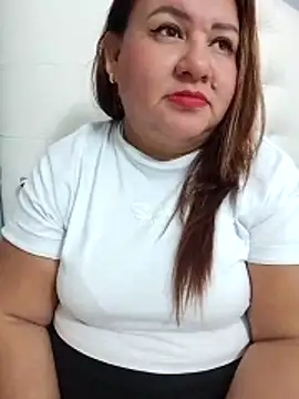 Snapshot of HORNY_MATURE25 chatting on November 22, 2025, 1:37 am HORNY MATURE25 online show from November 22, 2025, 1:37 am