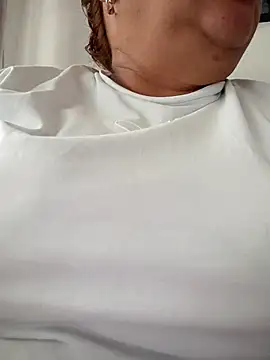 HORNY MATURE25 online show from February 20, 2026, 2:08 pm