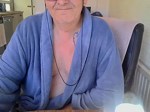 daddyflash online show from October 24, 2025, 11:31 am