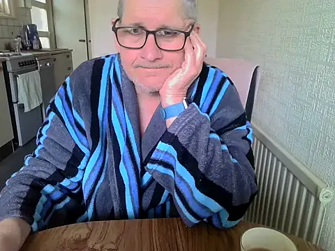 Snapshot of daddyflash chatting on March 24, 2026, 11:21 am daddyflash online show from March 24, 2026, 11:21 am