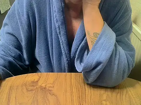 daddyflash online show from November 29, 2025, 10:43 pm