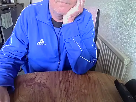 Snapshot of daddyflash chatting on March 30, 2026, 9:33 am daddyflash online show from March 30, 2026, 9:33 am