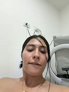 Sophie  Foxxx online show from May 15, 2026, 11:03 pm
