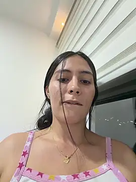Sophie  Foxxx online show from May 15, 2026, 10:52 pm