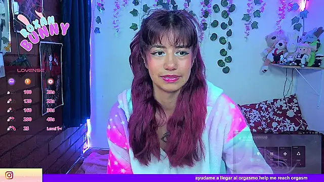 Roxanbunny1 online show from May 24, 2026, 7:08 am