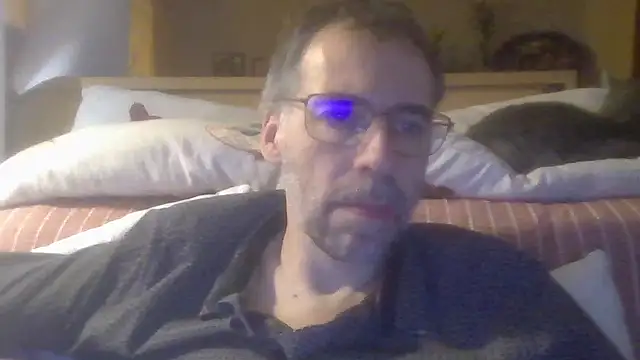 Snapshot of ptitcanard60600 chatting on November 26, 2025, 11:27 pm ptitcanard60600 online show from November 26, 2025, 11:27 pm