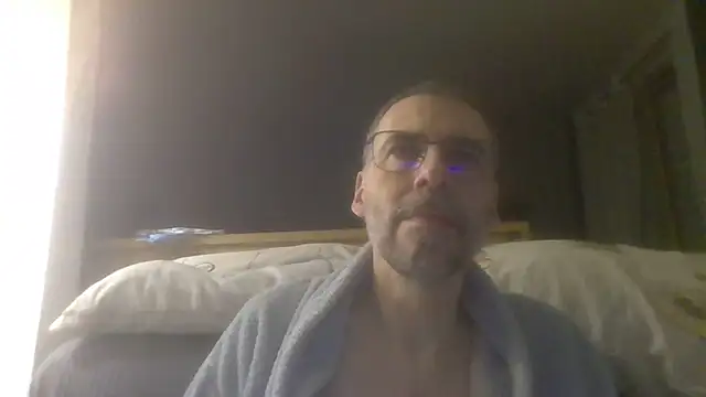 ptitcanard60600 online show from October 12, 2025, 10:33 pm