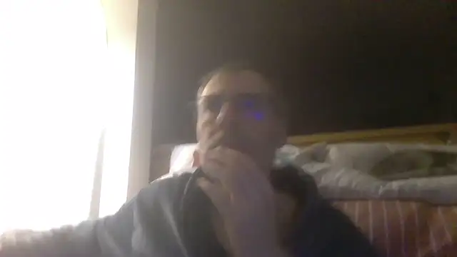 Snapshot of ptitcanard60600 chatting on November 15, 2025, 12:03 am ptitcanard60600 online show from November 15, 2025, 12:03 am