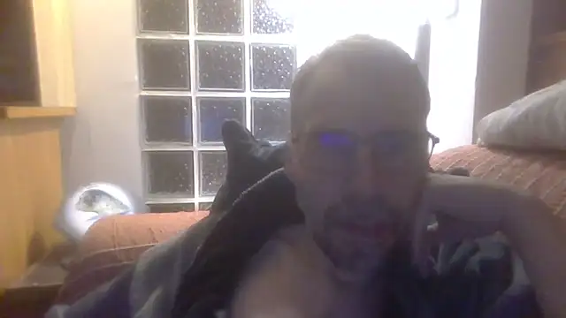 Snapshot of ptitcanard60600 chatting on October 19, 2025, 10:12 pm ptitcanard60600 online show from October 19, 2025, 10:12 pm