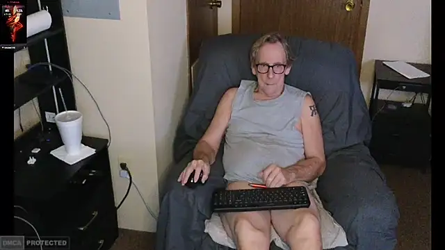 Lusty Kinks online show from January 12, 2025, 9:08 pm