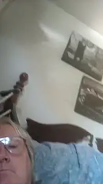 graham1980 online show from November 13, 2025, 4:55 pm