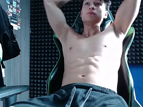 Curly Angel24 online show from April 18, 2026, 12:07 pm