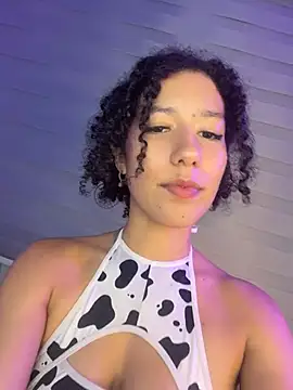 Snapshot of Lovely_Janeth chatting on July 27, 2026, 5:47 am Lovely Janeth online show from July 27, 2026, 5:47 am