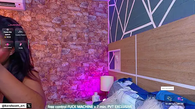 KAROL-SCOTT online show from October 28, 2025, 9:58 pm