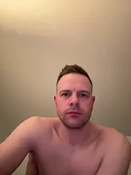 Snapshot of Danii0790 chatting on March 27, 2026, 4:54 am Danii0790 online show from March 27, 2026, 4:54 am