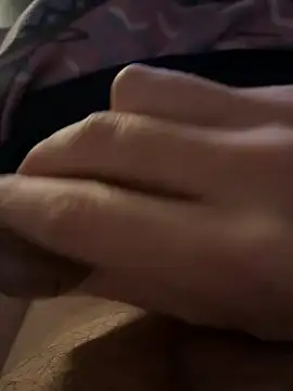 Snapshot of alieno27 chatting on January 13, 2025, 8:37 pm alieno27 online show from January 13, 2025, 8:37 pm