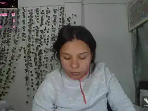 Snapshot of Charis_21 chatting on January 28, 2025, 3:46 pm Charis 21 online show from January 28, 2025, 3:46 pm