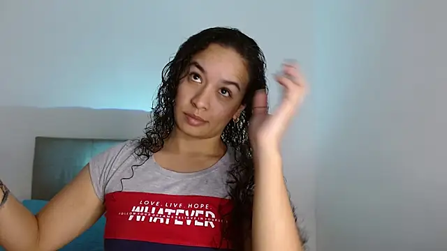Snapshot of angela__98 chatting on February 25, 2025, 12:16 pm angela 98 online show from February 25, 2025, 12:16 pm