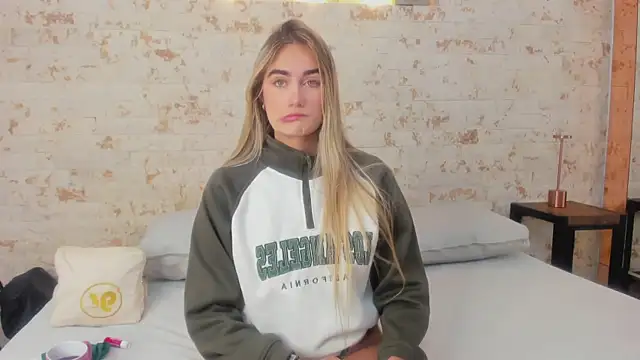 maryy campbell  online show from February 25, 2026, 10:59 am