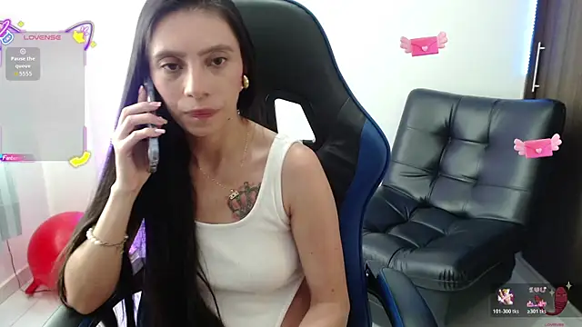 Snapshot of salome_sweet4 chatting on December 3, 2025, 8:30 pm salome sweet4 online show from December 3, 2025, 8:30 pm