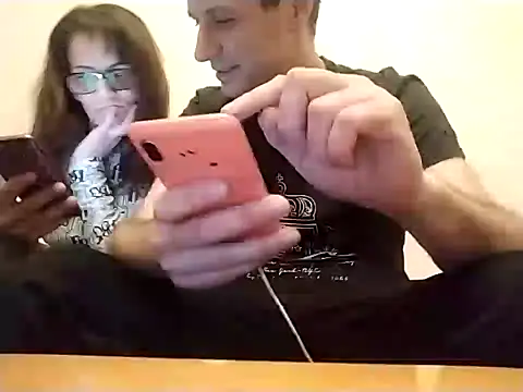 Snapshot of popperspair chatting on January 26, 2025, 10:35 pm popperspair online show from January 26, 2025, 10:35 pm