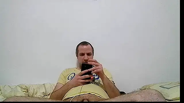 Snapshot of popperspair chatting on February 24, 2026, 10:32 pm popperspair online show from February 24, 2026, 10:32 pm