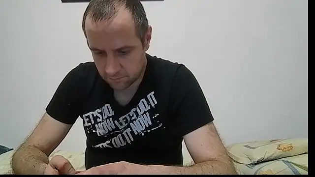 Snapshot of popperspair chatting on February 14, 2026, 2:45 am popperspair online show from February 14, 2026, 2:45 am