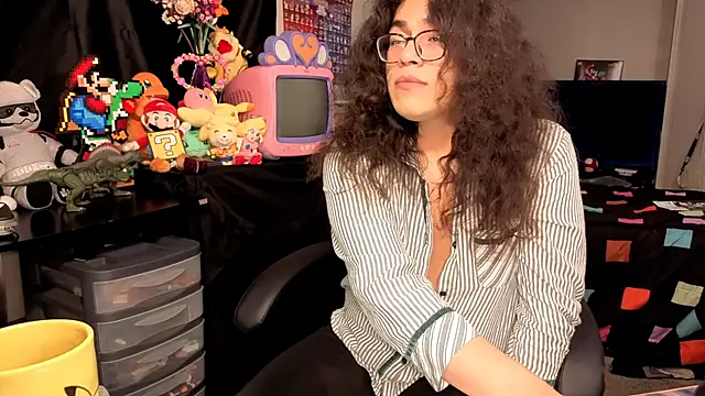 ShinyCherub online show from October 27, 2025, 10:22 pm