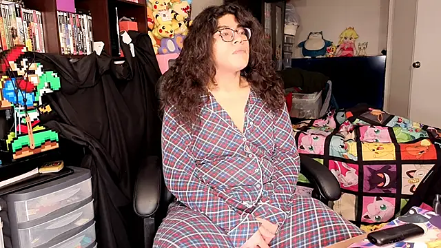 Snapshot of ShinyCherub chatting on February 13, 2026, 4:12 am ShinyCherub online show from February 13, 2026, 4:12 am