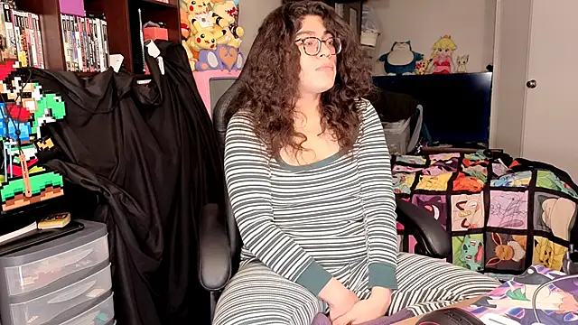 Snapshot of ShinyCherub chatting on February 12, 2026, 12:43 am ShinyCherub online show from February 12, 2026, 12:43 am