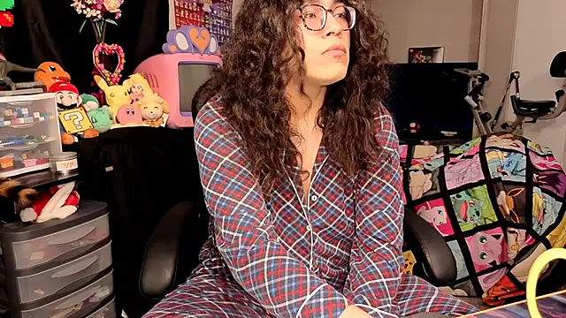 ShinyCherub online show from October 22, 2025, 8:47 am