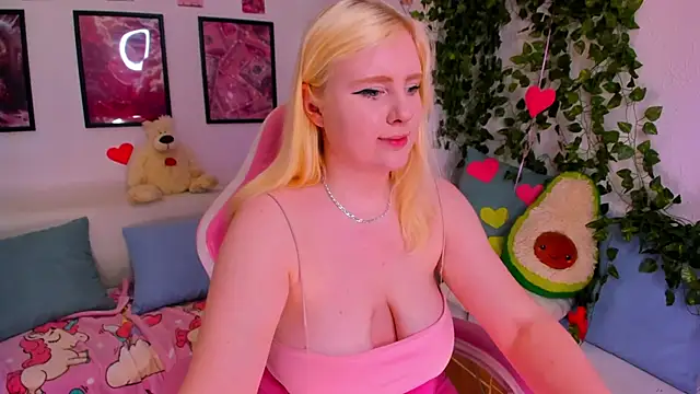 art lovee online show from March 31, 2026, 1:51 am