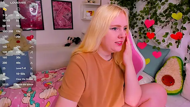 art lovee online show from March 11, 2026, 1:21 am