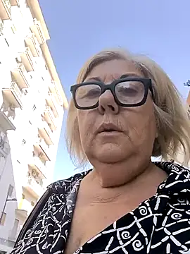 Merilulla online show from October 18, 2025, 12:29 pm