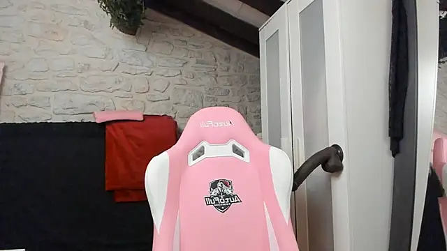 Mayala   online show from April 17, 2026, 7:28 pm