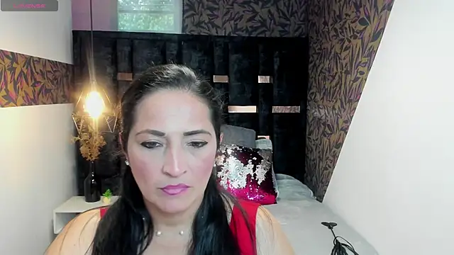 KatteMilf online show from May 5, 2026, 7:39 pm