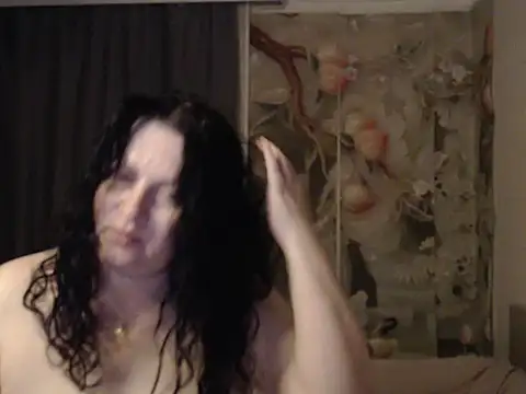 Lillian2 online show from July 23, 2026, 9:11 pm