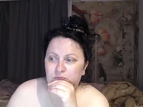 Lillian2 online show from July 31, 2026, 7:19 am