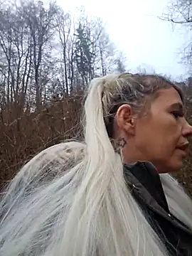 Sexy Sparkling  online show from November 30, 2025, 11:11 am