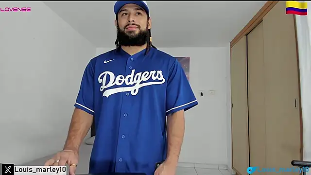 Louis marley   online show from December 1, 2025, 9:37 pm