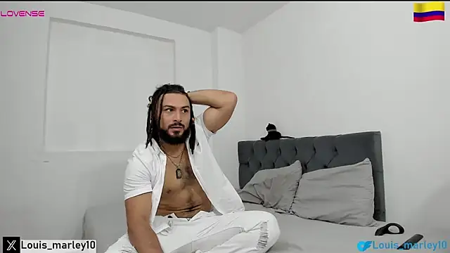 Snapshot of Louis_marley__ chatting on April 11, 2026, 5:05 pm Louis marley online show from April 11, 2026, 5:05 pm