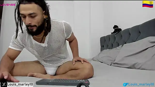 Snapshot of Louis_marley__ chatting on April 9, 2026, 5:30 pm Louis marley online show from April 9, 2026, 5:30 pm